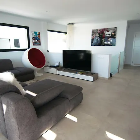 Caldera Del Rey 10 *